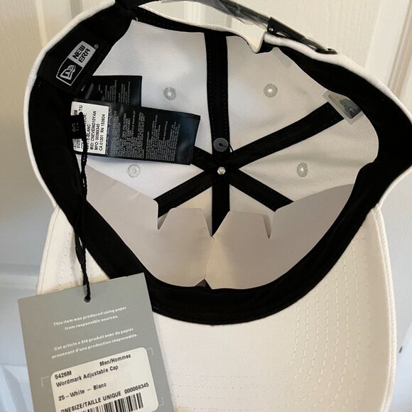 NWT Canada Goose Wordmark Adjustable Cap in White - Picture 4 of 4